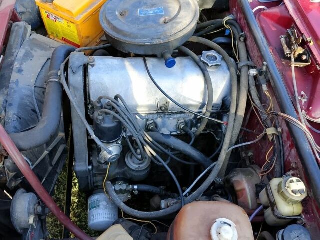 Красный ВАЗ 2105, объемом двигателя 1 л и пробегом 40 тыс. км за 840 $, фото 12 на Automoto.ua