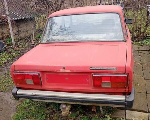 Красный ВАЗ 2105, объемом двигателя 1.3 л и пробегом 42 тыс. км за 472 $, фото 3 на Automoto.ua