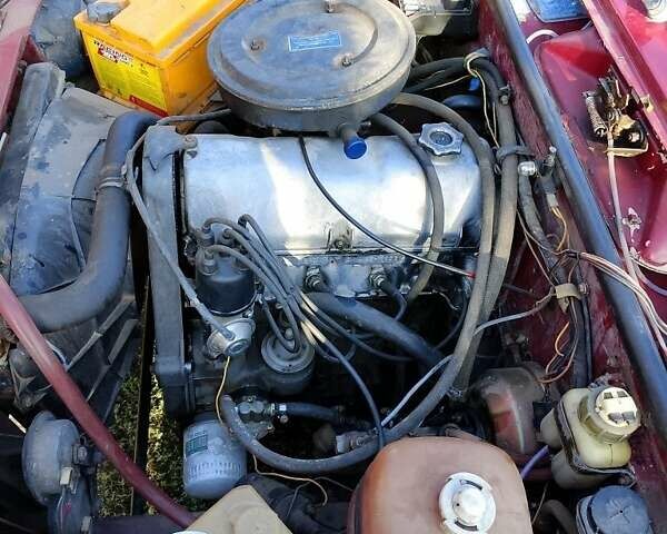 ВАЗ 2105 1988 в Александрие на Automoto.ua Красный ВАЗ 2105, объемом двигателя 1 л и пробегом 40 тыс. км за 840 $, фото 6 на Automoto.ua