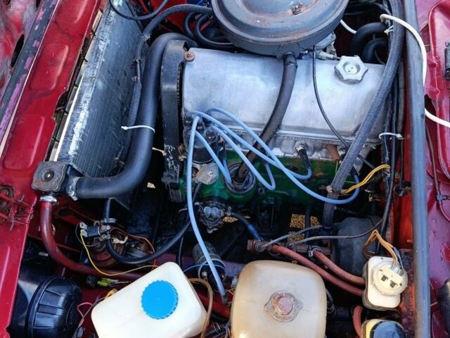 ВАЗ 2105 1989 в Вышгороде на Automoto.ua Красный ВАЗ 2105, объемом двигателя 1.3 л и пробегом 3 тыс. км за 468 $, фото 13 на Automoto.ua