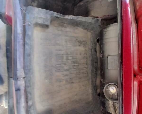 Красный ВАЗ 2105, объемом двигателя 1.5 л и пробегом 80 тыс. км за 620 $, фото 1 на Automoto.ua