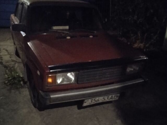 Червоний ВАЗ 2105, об'ємом двигуна 1.2 л та пробігом 250 тис. км за 310 $, фото 2 на Automoto.ua