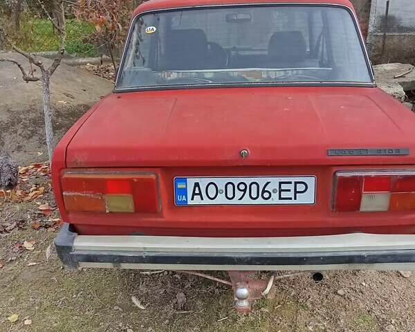 Красный ВАЗ 2105, объемом двигателя 1.5 л и пробегом 500 тыс. км за 500 $, фото 1 на Automoto.ua