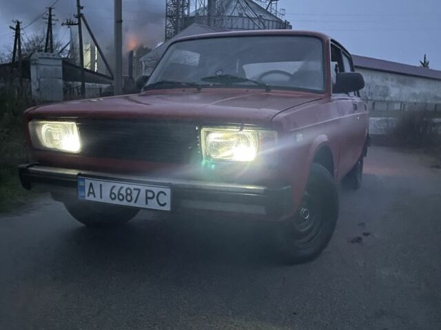 Красный ВАЗ 2105, объемом двигателя 1.3 л и пробегом 777 тыс. км за 700 $, фото 1 на Automoto.ua
