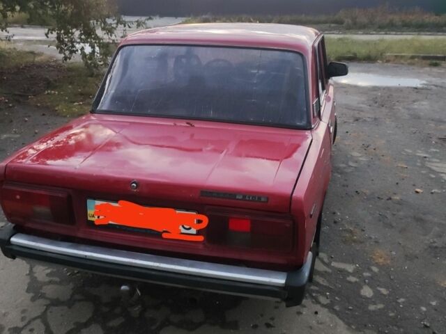 Красный ВАЗ 2105, объемом двигателя 1.3 л и пробегом 50 тыс. км за 597 $, фото 1 на Automoto.ua