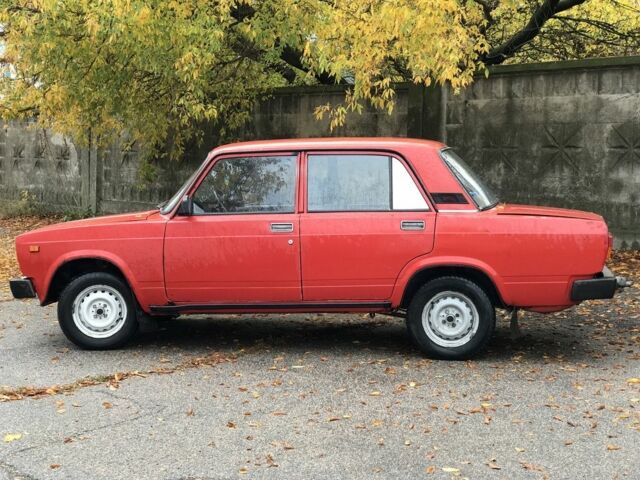 Червоний ВАЗ 2105, об'ємом двигуна 1.5 л та пробігом 100 тис. км за 759 $, фото 3 на Automoto.ua