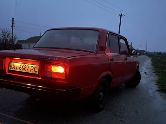 Красный ВАЗ 2105, объемом двигателя 1.3 л и пробегом 777 тыс. км за 700 $, фото 4 на Automoto.ua