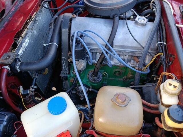 ВАЗ 2105 1989 в Вышгороде на Automoto.ua Красный ВАЗ 2105, объемом двигателя 1.3 л и пробегом 3 тыс. км за 468 $, фото 12 на Automoto.ua