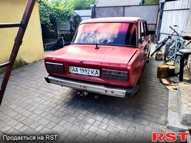 Красный ВАЗ 2105, объемом двигателя 1.5 л и пробегом 215 тыс. км за 450 $, фото 1 на Automoto.ua