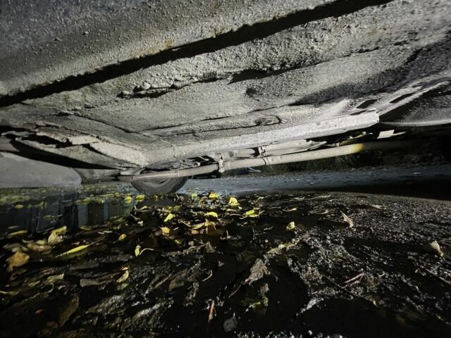 ВАЗ 2105 1990 в Черкассах на Automoto.ua Красный ВАЗ 2105, объемом двигателя 1.5 л и пробегом 3 тыс. км за 580 $, фото 5 на Automoto.ua