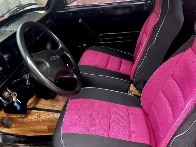 Червоний ВАЗ 2105, об'ємом двигуна 1.5 л та пробігом 100 тис. км за 881 $, фото 12 на Automoto.ua