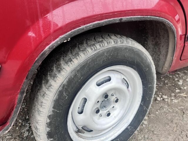 Червоний ВАЗ 2105, об'ємом двигуна 0 л та пробігом 250 тис. км за 664 $, фото 11 на Automoto.ua