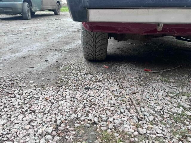 Червоний ВАЗ 2105, об'ємом двигуна 0 л та пробігом 250 тис. км за 664 $, фото 8 на Automoto.ua