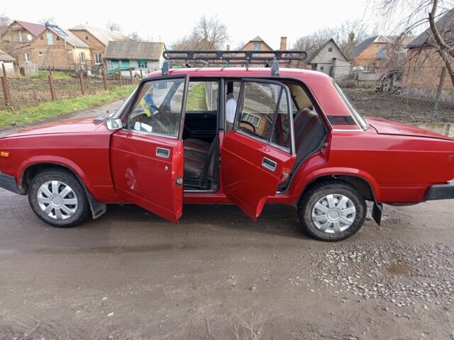Красный ВАЗ 2105, объемом двигателя 2 л и пробегом 200 тыс. км за 709 $, фото 8 на Automoto.ua