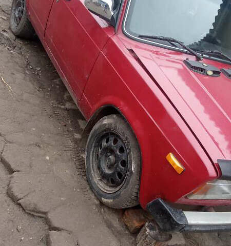Красный ВАЗ 2105, объемом двигателя 1.2 л и пробегом 274 тыс. км за 850 $, фото 1 на Automoto.ua