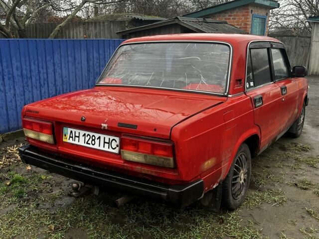 Красный ВАЗ 2105, объемом двигателя 1.5 л и пробегом 80 тыс. км за 556 $, фото 2 на Automoto.ua