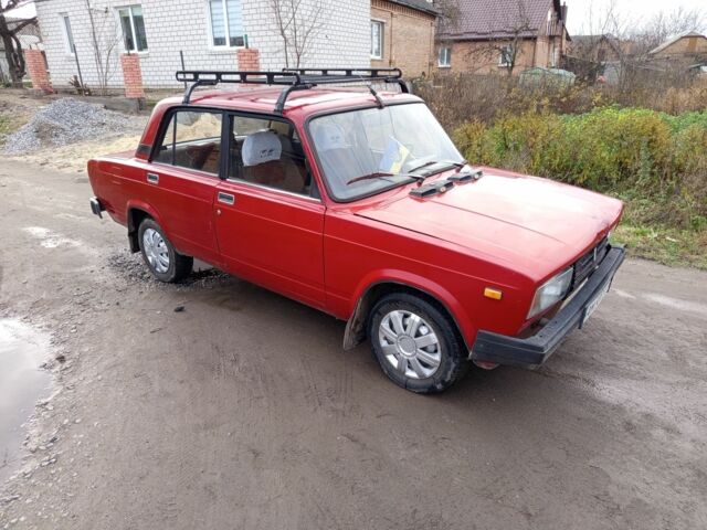 Красный ВАЗ 2105, объемом двигателя 2 л и пробегом 200 тыс. км за 709 $, фото 18 на Automoto.ua