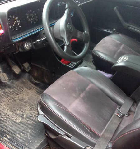 Красный ВАЗ 2105, объемом двигателя 1.2 л и пробегом 274 тыс. км за 850 $, фото 8 на Automoto.ua