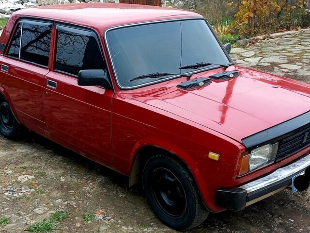 Червоний ВАЗ 2105, об'ємом двигуна 1.5 л та пробігом 100 тис. км за 881 $, фото 1 на Automoto.ua