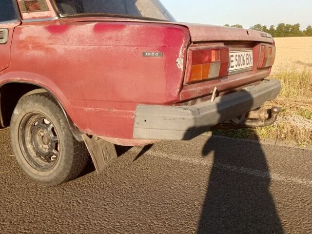 Красный ВАЗ 2105, объемом двигателя 1.5 л и пробегом 108 тыс. км за 550 $, фото 4 на Automoto.ua