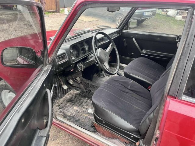 Червоний ВАЗ 2105, об'ємом двигуна 0 л та пробігом 250 тис. км за 664 $, фото 19 на Automoto.ua