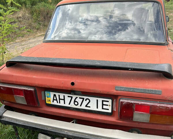 Красный ВАЗ 2105, объемом двигателя 1.5 л и пробегом 100 тыс. км за 500 $, фото 4 на Automoto.ua