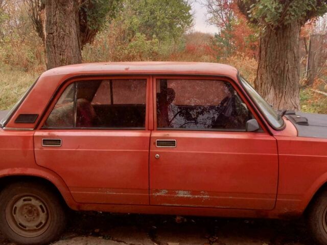 Красный ВАЗ 2105, объемом двигателя 0 л и пробегом 1000 тыс. км за 477 $, фото 2 на Automoto.ua