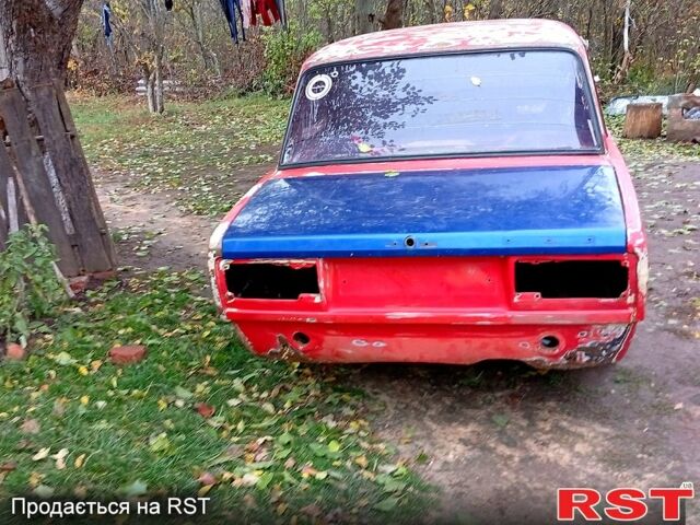 ВАЗ 2105 1990 в Валках на Automoto.ua Красный ВАЗ 2105, объемом двигателя 1.3 л и пробегом 0 тыс. км за 200 $, фото 4 на Automoto.ua