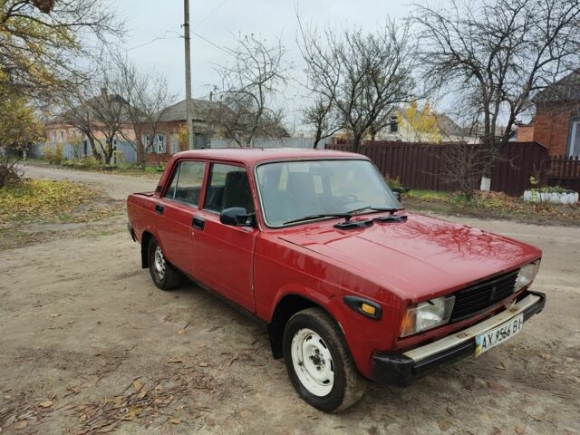 Красный ВАЗ 2105, объемом двигателя 1.5 л и пробегом 100 тыс. км за 400 $, фото 4 на Automoto.ua