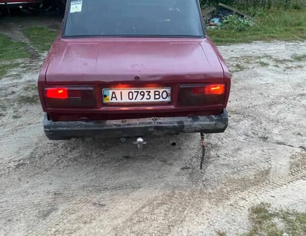 Красный ВАЗ 2105, объемом двигателя 2 л и пробегом 300 тыс. км за 389 $, фото 5 на Automoto.ua