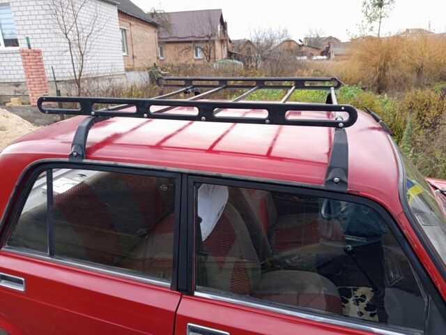 Красный ВАЗ 2105, объемом двигателя 2 л и пробегом 200 тыс. км за 709 $, фото 19 на Automoto.ua