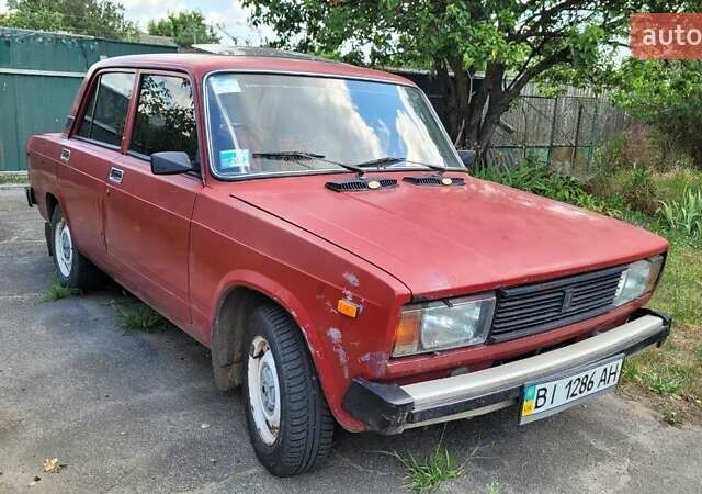 Красный ВАЗ 2105, объемом двигателя 1.3 л и пробегом 132 тыс. км за 900 $, фото 1 на Automoto.ua