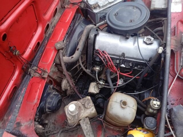 Красный ВАЗ 2105, объемом двигателя 1.3 л и пробегом 65 тыс. км за 450 $, фото 8 на Automoto.ua