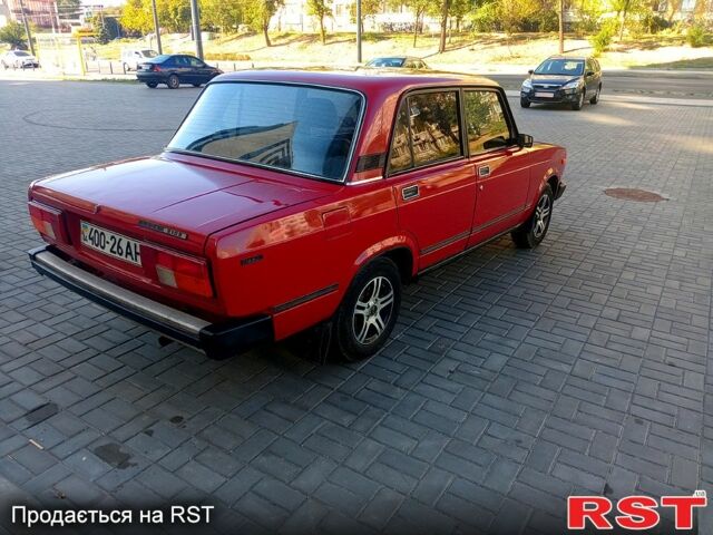 Красный ВАЗ 2105, объемом двигателя 1.5 л и пробегом 76 тыс. км за 1200 $, фото 1 на Automoto.ua