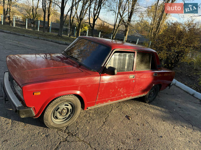 Красный ВАЗ 2105, объемом двигателя 1.5 л и пробегом 5 тыс. км за 1000 $, фото 1 на Automoto.ua
