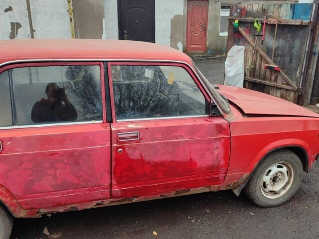 Червоний ВАЗ 2105, об'ємом двигуна 1 л та пробігом 97 тис. км за 331 $, фото 4 на Automoto.ua