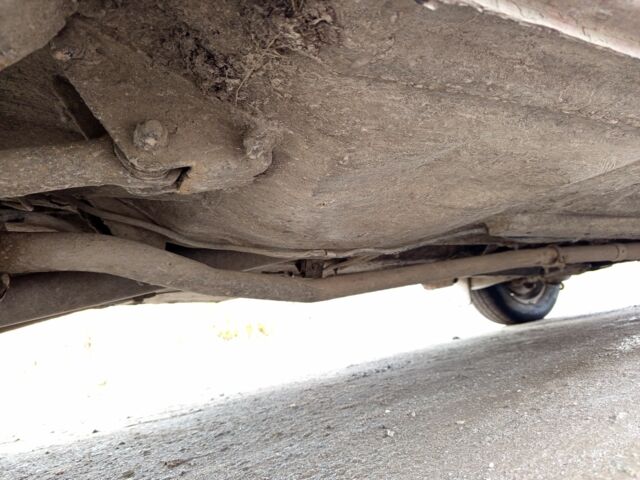 Красный ВАЗ 2105, объемом двигателя 2 л и пробегом 200 тыс. км за 709 $, фото 17 на Automoto.ua