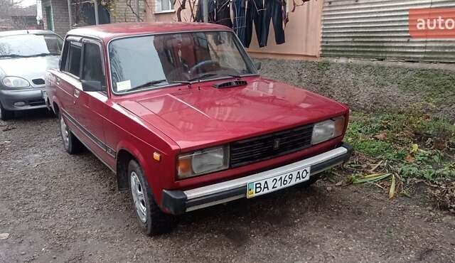 Красный ВАЗ 2105, объемом двигателя 0 л и пробегом 190 тыс. км за 1050 $, фото 5 на Automoto.ua