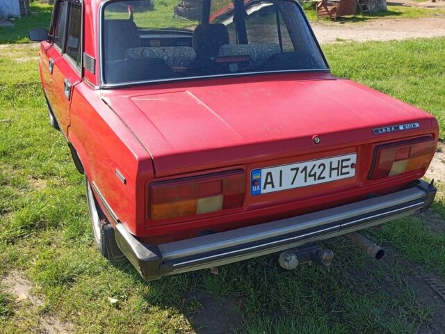 Красный ВАЗ 2105, объемом двигателя 1.3 л и пробегом 77 тыс. км за 800 $, фото 2 на Automoto.ua