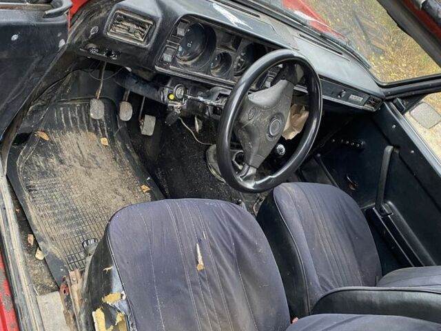 ВАЗ 2105 1991 в Печенегах на Automoto.ua Красный ВАЗ 2105, объемом двигателя 1.2 л и пробегом 3 тыс. км за 357 $, фото 3 на Automoto.ua