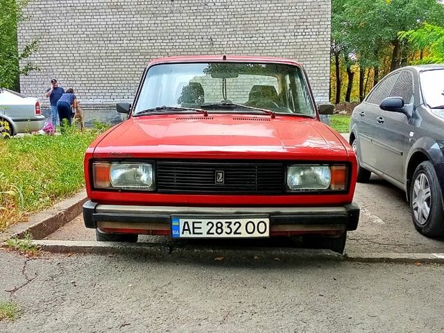 Красный ВАЗ 2105, объемом двигателя 1.3 л и пробегом 195 тыс. км за 500 $, фото 3 на Automoto.ua