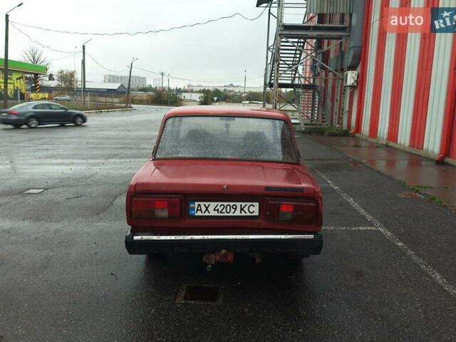 Красный ВАЗ 2105, объемом двигателя 1.5 л и пробегом 146 тыс. км за 800 $, фото 5 на Automoto.ua