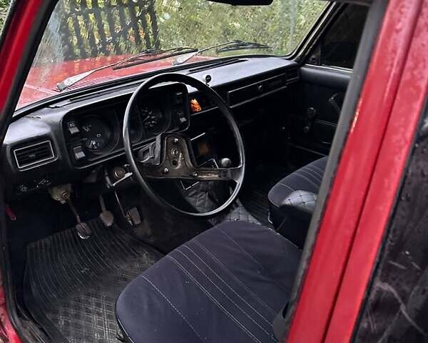 ВАЗ 2105 1992 в Бережанах на Automoto.ua Красный ВАЗ 2105, объемом двигателя 0 л и пробегом 99 тыс. км за 850 $, фото 1 на Automoto.ua