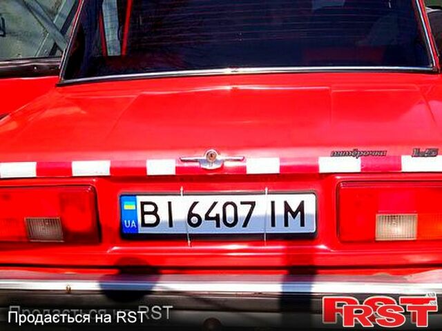 Красный ВАЗ 2105, объемом двигателя 1.5 л и пробегом 1 тыс. км за 1050 $, фото 2 на Automoto.ua
