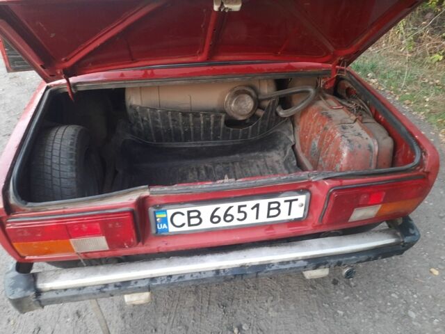 Красный ВАЗ 2105, объемом двигателя 1.2 л и пробегом 25 тыс. км за 323 $, фото 7 на Automoto.ua