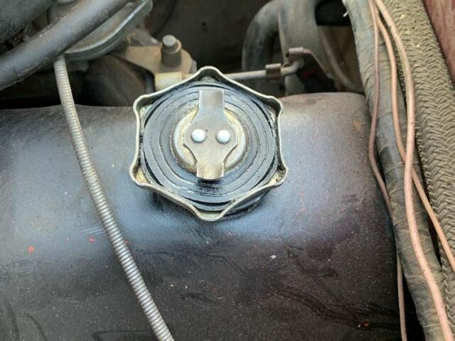 Красный ВАЗ 2105, объемом двигателя 1.5 л и пробегом 200 тыс. км за 475 $, фото 17 на Automoto.ua