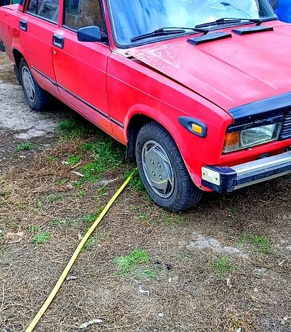 Красный ВАЗ 2105, объемом двигателя 1.5 л и пробегом 200 тыс. км за 900 $, фото 9 на Automoto.ua