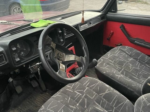 ВАЗ 2105 1992 у Борисполе на Automoto.ua Червоний ВАЗ 2105, об'ємом двигуна 1.5 л та пробігом 2 тис. км за 432 $, фото 6 на Automoto.ua