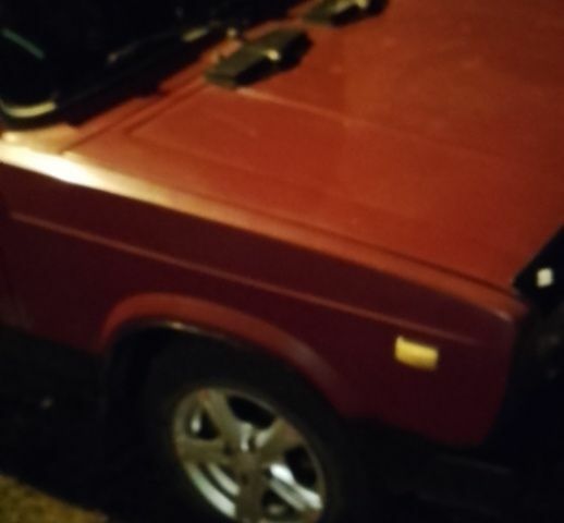 Красный ВАЗ 2105, объемом двигателя 0 л и пробегом 10 тыс. км за 899 $, фото 3 на Automoto.ua