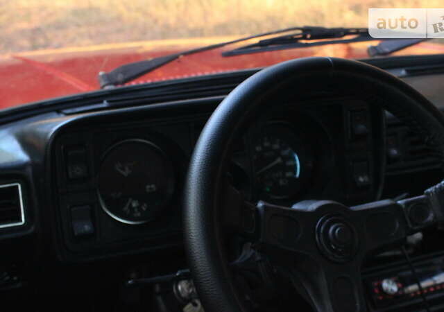 Червоний ВАЗ 2105, об'ємом двигуна 1.2 л та пробігом 160 тис. км за 1350 $, фото 6 на Automoto.ua